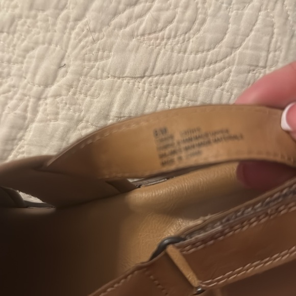 B.O.C. Textured Fabric Clogs Sz 8 - Picture 5 of 6